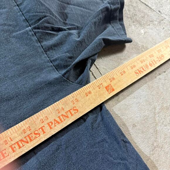 Y2K Disneyland Resorts Pirates of The Caribbean Graphic T-Shirt - Picture 7 of 8